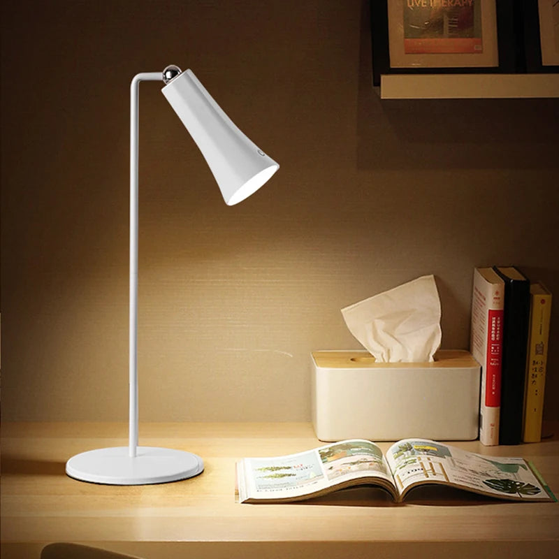Lampe de lecture en forme de torche blanche