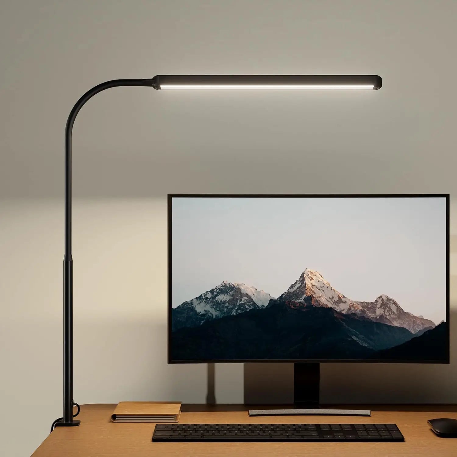 Lampe de lecture style lampadaire noire