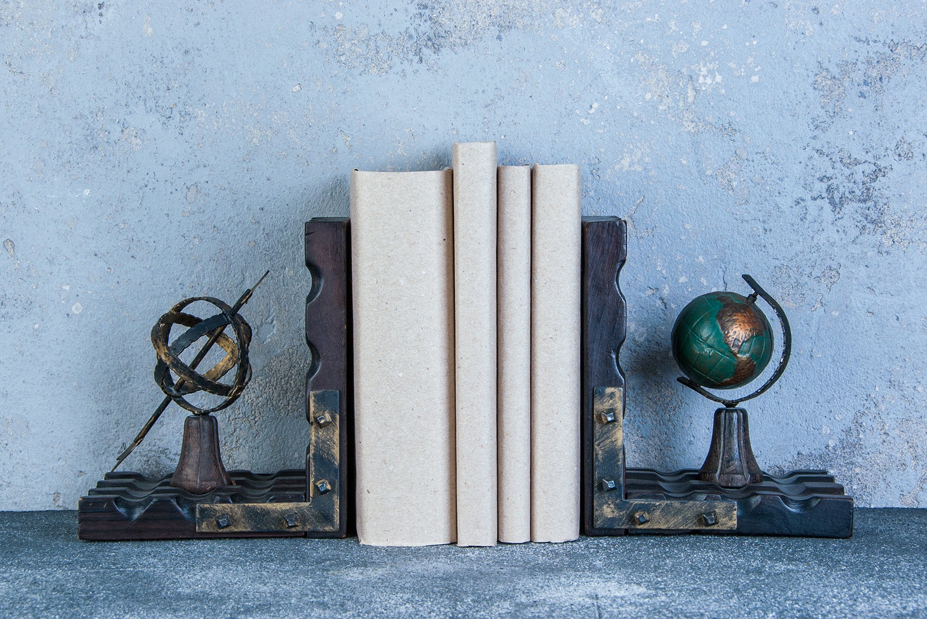 SERRE-LIVRE-GLOBE-DESIGN-COLLECTION-photo