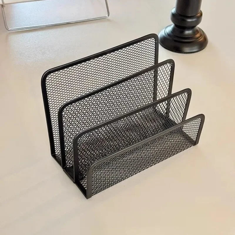 Porte-revue métallique 4 rangements noir-1