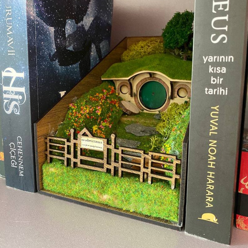 Serre-Livre-Hobbitebourg2serre-livres3256804043955835